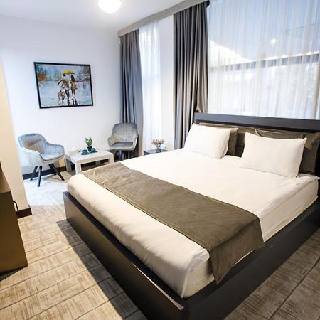 The Phoenix Boutique Hotel エレバン エクステリア 写真