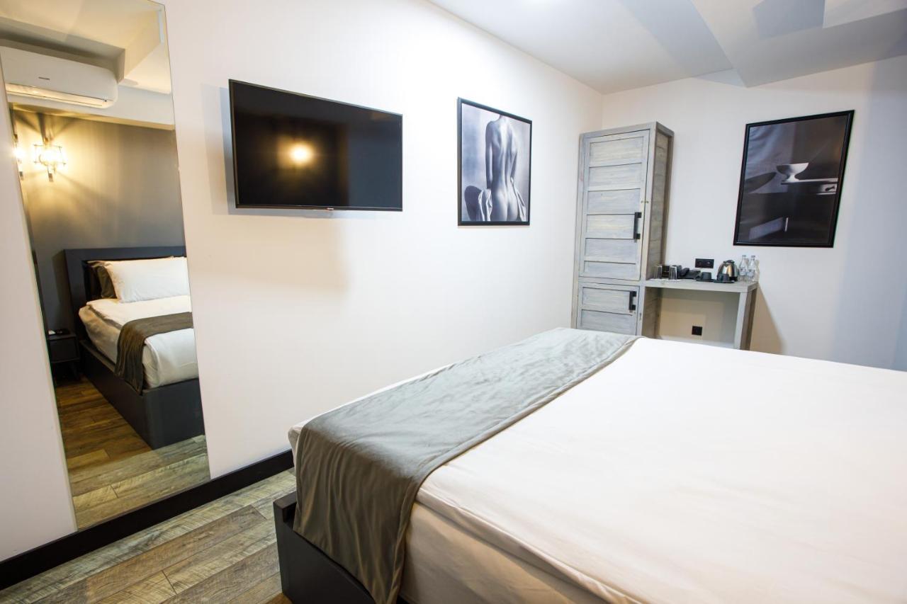 The Phoenix Boutique Hotel エレバン エクステリア 写真