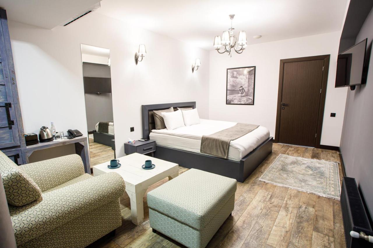 The Phoenix Boutique Hotel エレバン エクステリア 写真